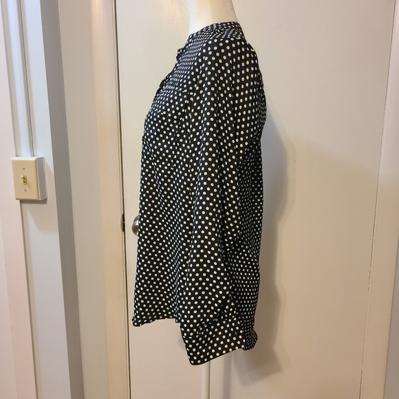 Jones New York polka dot button down shirt - Picture 3 of 5